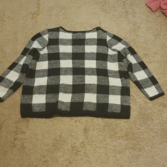 NWOT Black and White Checkered Sweater - Picture 3 of 3